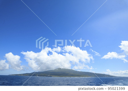 藍天、雲彩和三宅島 藍天、雲彩和三宅島 95021399
