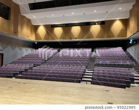 stage 95022995