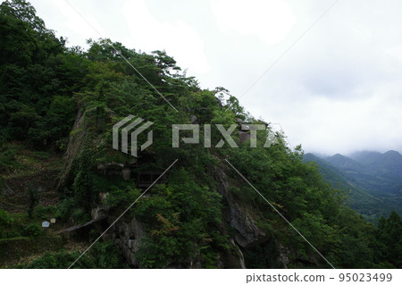 Tainai-do Hall on the Cliff of Yamadera Temple Tainai-do Hall on the Cliff of Yamadera Temple 95023499