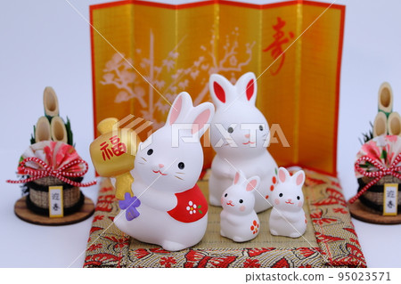 一隻兔子 95023571