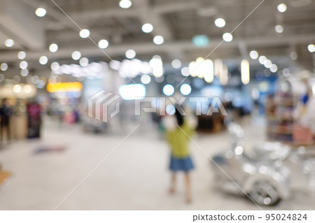 Abstract blur interior background or defocused shopping mall of department store. 95024824