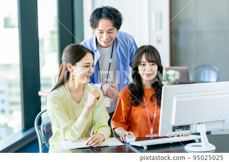 Young engineer in the office Young engineer in the office 95025025