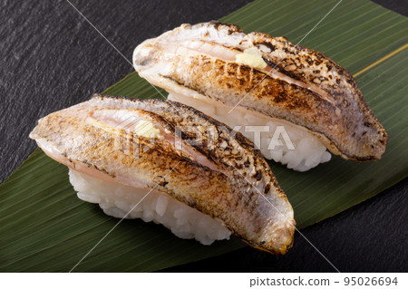 Black Mutsu Nigiri 95026694