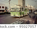 1987年3月12日在成平橋站（現東京晴空塔站）附近運行的都營巴士[使用膠片掃描儀] 95027057