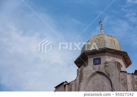 The streets of Izmir, Turkey 95027142