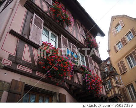 in the town of Colmar 95027359