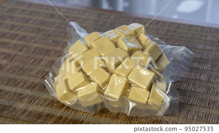vacuum packed koya tofu vacuum packed koya tofu 95027535