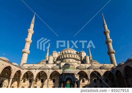 View from the courtyard of the Sultan Ahmed Mosque, also known as the Blue Mosque, Istanbul, Turkey 95027918