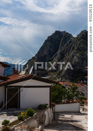 Townscape of the new town of Amasya, Turkey 95028618