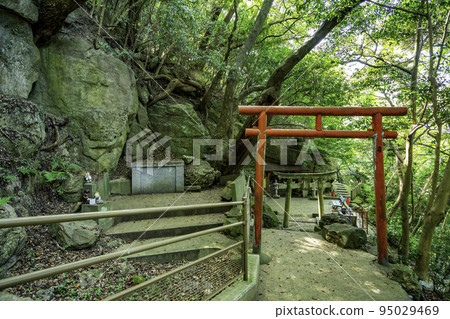 Sumoto Castle Ruins Hachioji Shrine Torii Gate Sumoto City, Hyogo Prefecture 95029469