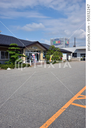 Sea Station "Mirage" (Uozu City, Toyama Prefecture) 95032247