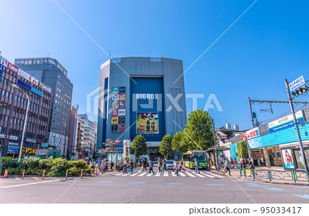 東京城市景觀看法在Takadanobaba駐地的在日本 95033417