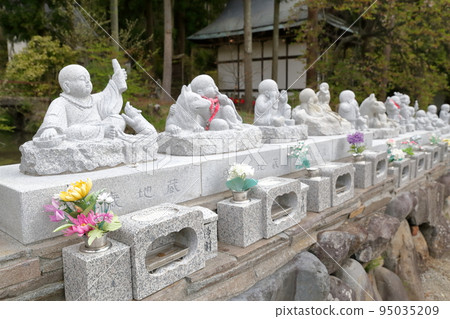 天干地支的地藏像（長野縣佐久市福王寺） 95035209