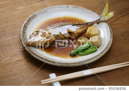 煮熟的吉瑪 煮熟的吉瑪 95036856