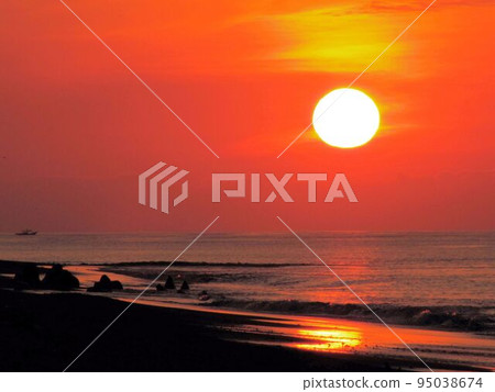 East Coast East Coast 95038674