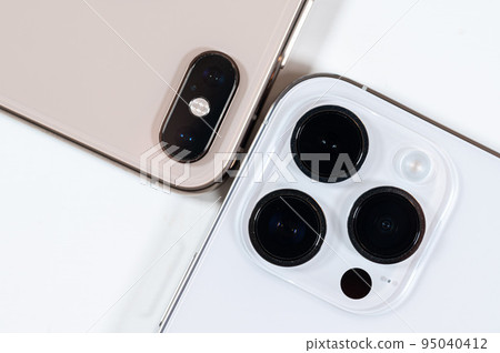 Replacement smartphones and bloated cameras Replacement smartphones and bloated cameras 95040412