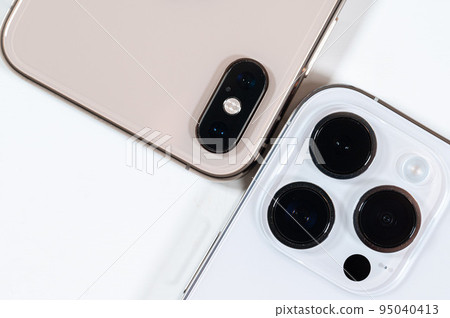 Replacement smartphones and bloated cameras Replacement smartphones and bloated cameras 95040413