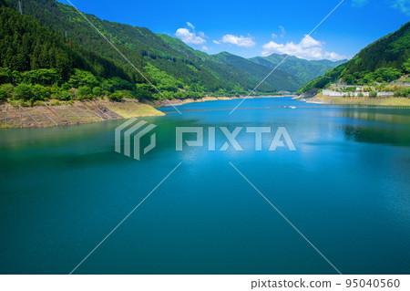奧秩父楓葉瀧澤水壩初夏風景 奧秩父楓葉瀧澤水壩初夏風景 95040560