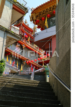 Ming Sheng Palace on Narrow Stairs Alley in Jiufen, Taiwan Tourist Attraction Ming Sheng Palace on Narrow Stairs Alley in Jiufen, Taiwan Tourist Attraction 95044648