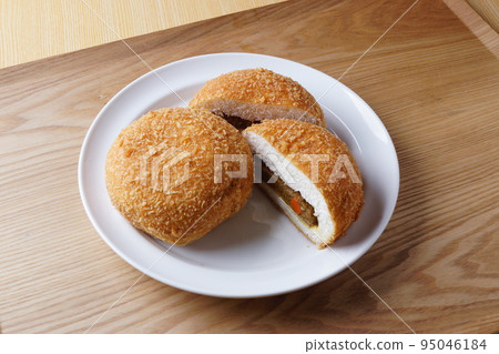 咖哩麵包配菜麵包 95046184