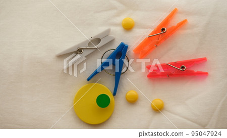 Plastic clothespins, hooks and magnets. 95047924