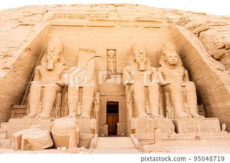 Entrance and door of the temple in Abu Simbel 95048719
