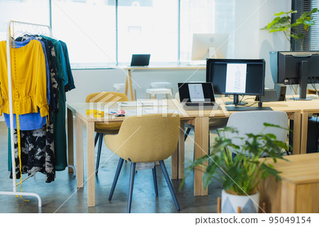 服裝設計公司 95049154