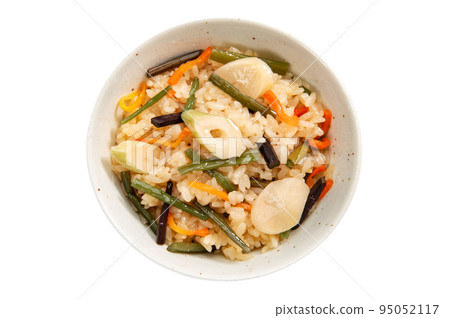 Homemade wild vegetable steamed rice 95052117