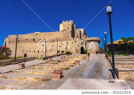 fortifications outside the fortress of San Nicola alle Isole Tremiti in Puglia, Italy fortifications outside the fortress of San Nicola alle Isole Tremiti in Puglia, Italy 95052958