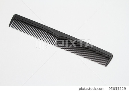 black plastic comb 95055229