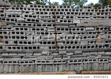 保護房屋免受海風和海風影響的大手女木島(香川縣高松市) 保護房屋免受海風和海風影響的大手女木島(香川縣高松市) 95055653