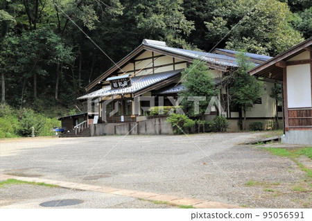 Strolling through Gifu Seiryu Satoyama Park 90 (Minokamo City, Gifu Prefecture) 95056591