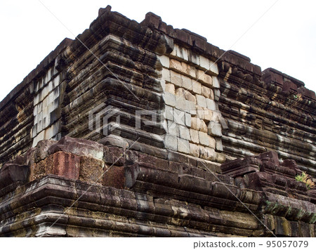 Architecture of ancient temple complex Angkor, Siem Reap Architecture of ancient temple complex Angkor, Siem Reap 95057079