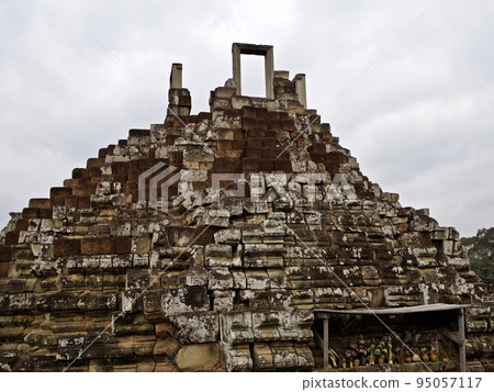 Architecture of ancient temple complex Angkor, Siem Reap Architecture of ancient temple complex Angkor, Siem Reap 95057117