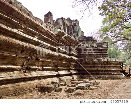 Architecture of ancient temple complex Angkor, Siem Reap Architecture of ancient temple complex Angkor, Siem Reap 95057219