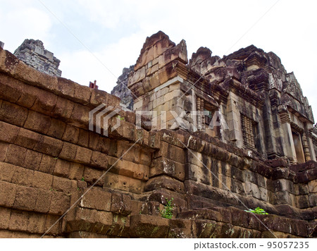 Architecture of ancient temple complex Angkor, Siem Reap Architecture of ancient temple complex Angkor, Siem Reap 95057235
