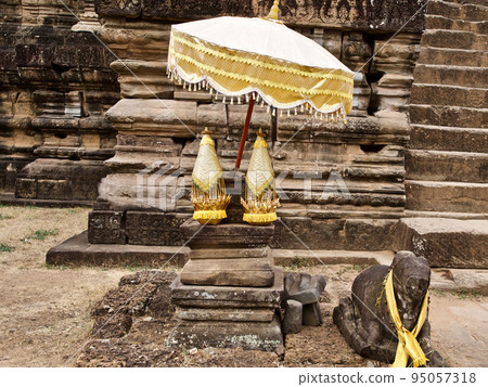 Architecture of ancient temple complex Angkor, Siem Reap Architecture of ancient temple complex Angkor, Siem Reap 95057318