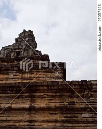 Architecture of ancient temple complex Angkor, Siem Reap Architecture of ancient temple complex Angkor, Siem Reap 95057328