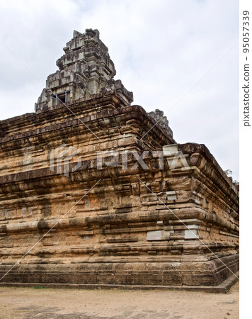 Architecture of ancient temple complex Angkor, Siem Reap Architecture of ancient temple complex Angkor, Siem Reap 95057339