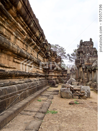 Architecture of ancient temple complex Angkor, Siem Reap 95057396