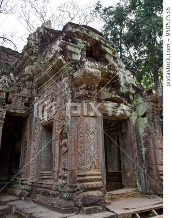 Architecture of ancient temple complex Angkor, Siem Reap Architecture of ancient temple complex Angkor, Siem Reap 95057538