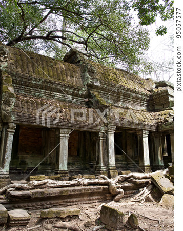 Architecture of ancient temple complex Angkor, Siem Reap 95057577