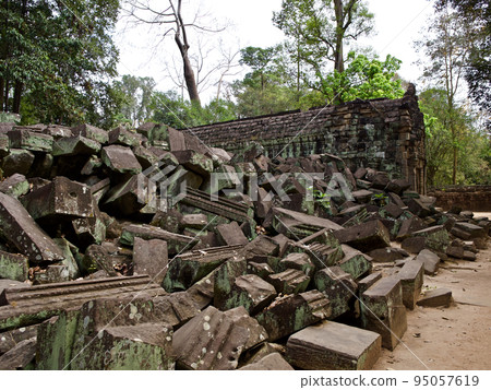 Architecture of ancient temple complex Angkor, Siem Reap Architecture of ancient temple complex Angkor, Siem Reap 95057619