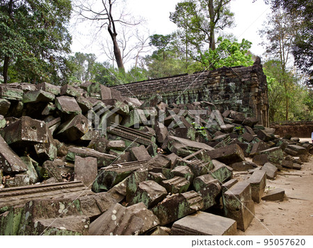 Architecture of ancient temple complex Angkor, Siem Reap Architecture of ancient temple complex Angkor, Siem Reap 95057620