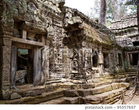 Architecture of ancient temple complex Angkor, Siem Reap 95057697