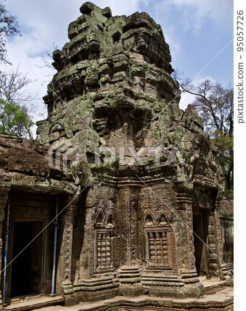 Architecture of ancient temple complex Angkor, Siem Reap Architecture of ancient temple complex Angkor, Siem Reap 95057726