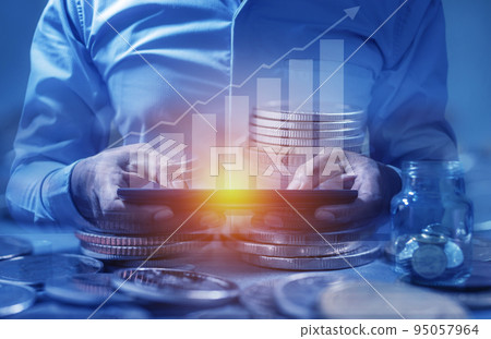 Investor online saving concept Investor online saving concept 95057964