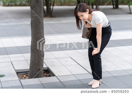 一個沒有膝蓋的女人 95059203