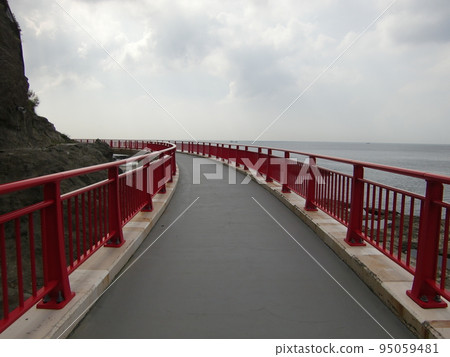 天空和雲彩 95059481