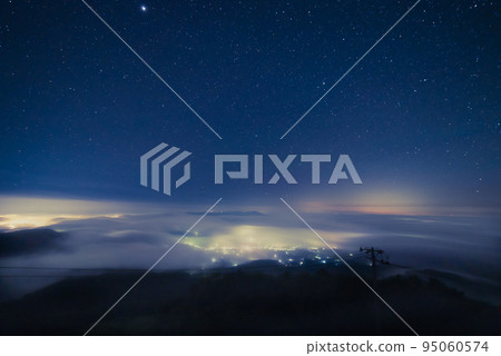 starry sky and city lights 95060574